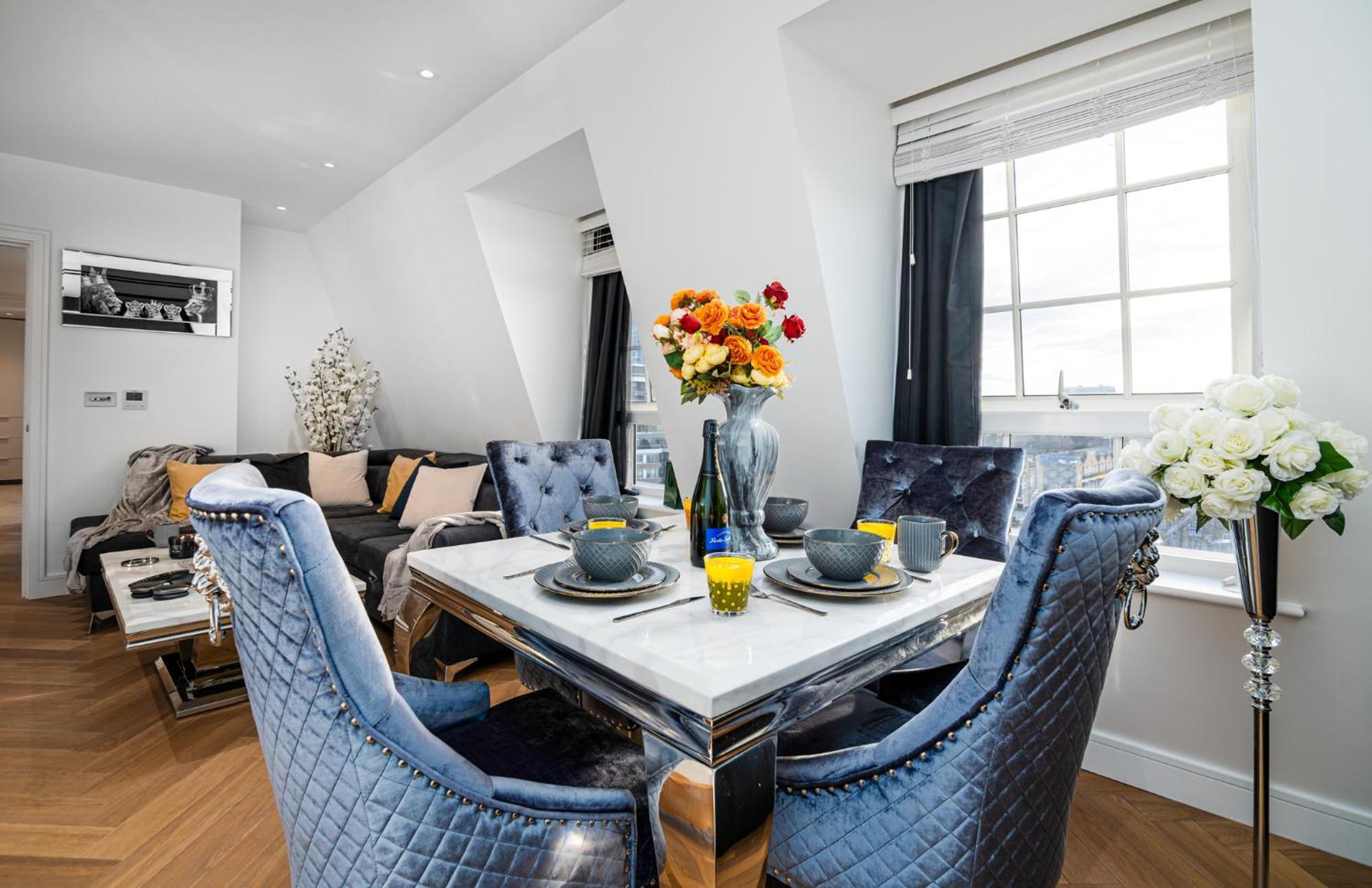 Stunning 1-Bedroom Penthouse In Marble Arch 72 Londra Esterno foto